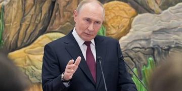 US ‘hiding’ new Ukraine peace proposals from EU – Politico