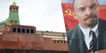 German parliamentary commissioner calls for anti-Lenin campaign