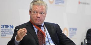 US and Russia hold business dialogue on rebuilding ties