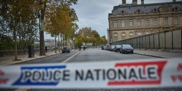 New details emerge in $100 million Louvre heist