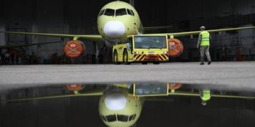 World’s largest aviation giant abandons Google over security concerns