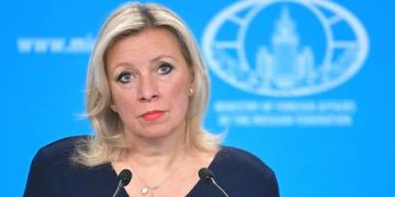 Ukraine’s ex-foreign minister explains why he’s not at the front