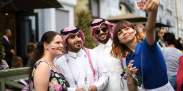 Russia and Saudi Arabia sign agreement on visa-free travel