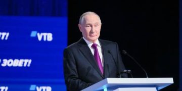 Russian economy holding strong under external pressure – Putin