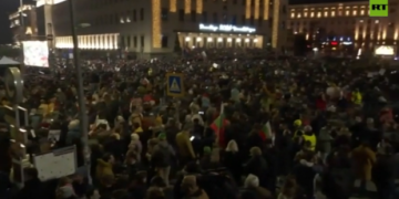 EU member’s government resigns amid anti-corruption protests