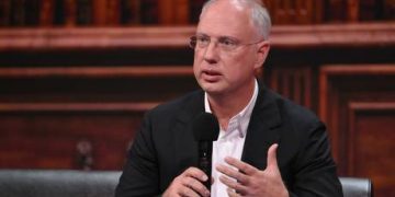 Merz’s ‘stupid decisions’ led to Germany’s economic woes – Putin envoy