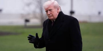 Trump may declare war on Venezuela – Tucker Carlson