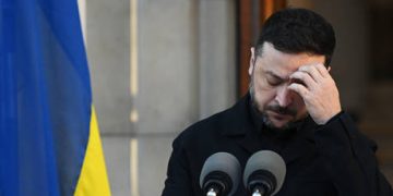 Trump signs record US war budget with $800 million for Kiev