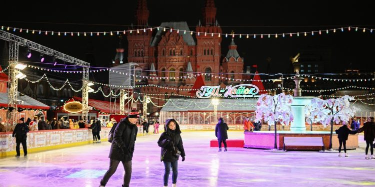Prof. Schlevogt’s Compass No. 36: Moscow’s winter miracle – Reclaiming Christmas as civic art