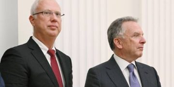 EU tampering with Ukraine peace talks – Putin aide