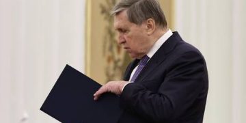 Macron ‘betrayed’ Merz – FT