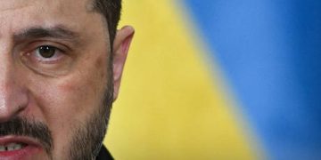 Trump pours cold water on Zelensky’s ‘peace plan’