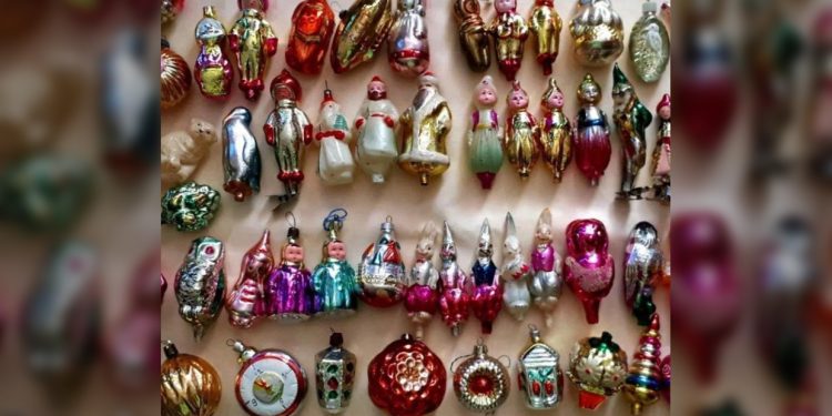 Grandma’s toys are cool again: Why Russians are losing their minds over Soviet Christmas ornaments