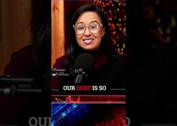 Fed Printing Money? Trump Economy & Dollar in Danger! #shorts