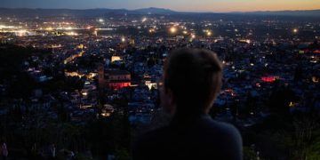 Austrian MPs want to strip ex-foreign minister of citizenship over Russia ties