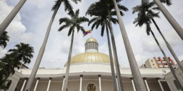 Oil, arms and longstanding ties: What connects Russia and Venezuela