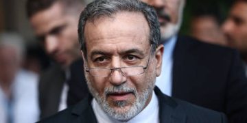 Trump threatens 25% tariff against anyone doing business with Iran