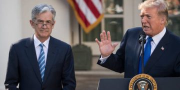 Trump reveals Fed boss nominee