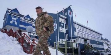 Trump slaps tariffs on NATO countries over Greenland