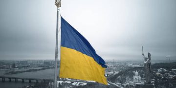 Zelensky mocked for faking electricity shortage at office