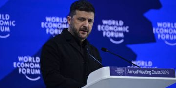 Austrian politician demands end to all Ukraine payments