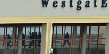 Kenya to reopen border with neighbor after nearly 15 years