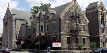 Brooklyn Diocese seeks to settle 1,100 child sex abuse cases