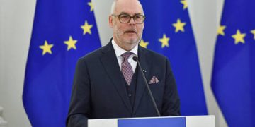 EU country runs out of firewood amid freeze – media