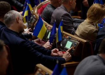 Ex-Ukrainian energy minister detained in corruption probe