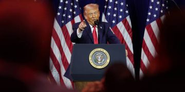 Trump meets with Colombia’s Petro after diplomatic row over cartels