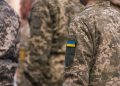 Ukrainian veterans demand ‘cops to the front’  (VIDEO)