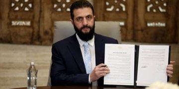 Thousands of Islamic State detainees transferred from Syria to Iraq – media