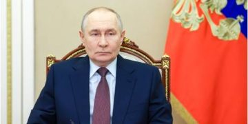 Canada and France move into Greenland as US eyes the island