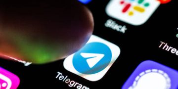 Russian MP calls out ‘idiots’ and ‘scoundrels’ for throttling Telegram