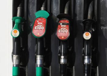 Russia slams UK plan to seize tankers suspected of carrying its oil