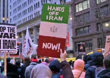 Trump dismisses negative polling on Iran attack