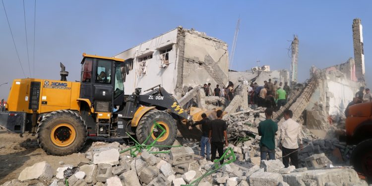 Thousands gather in Iran to mourn schoolgirls killed during US-Israeli strikes