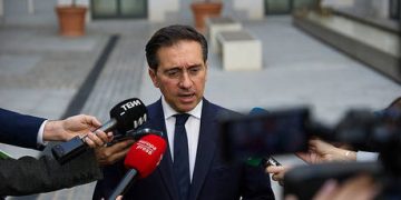 Spanish PM blasts ‘servile following’ over US-Israeli war on Iran