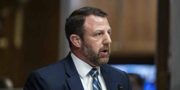 Trump’s attorney general moves into military housing over threats  – media