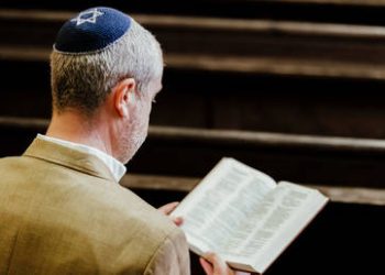 Israel refuses to open Al-Aqsa Mosque for end of Ramadan (VIDEOS)