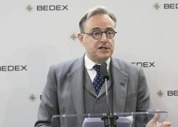 There’s a heretic in the heart of the EU and he wants to talk to Putin