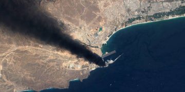 Iran vows to target region’s water and energy infrastructure if US strikes power plants