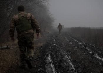 Ukrainian press gang backs off after American intervenes (VIDEO)