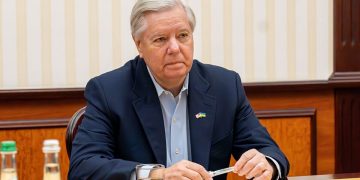 The Best Thing Trump Can Do For The Iran War Effort Is Shutting Up Lindsey Graham