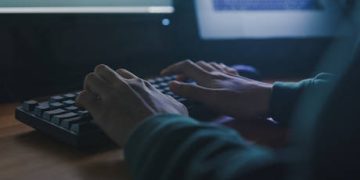 US federal judges increasingly turn to AI – study