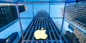 Tim Cook stepping down as Apple CEO