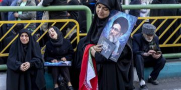 US sent ‘a lot’ of arms to Iranian protesters – Trump