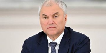Russia expands sanctions on EU officials over arming Ukraine