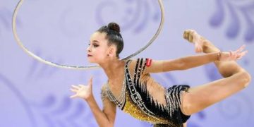 Russian athletes return to major event under flag and anthem (VIDEO)