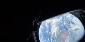 Artemis II performs closest moon flyby amid communication loss